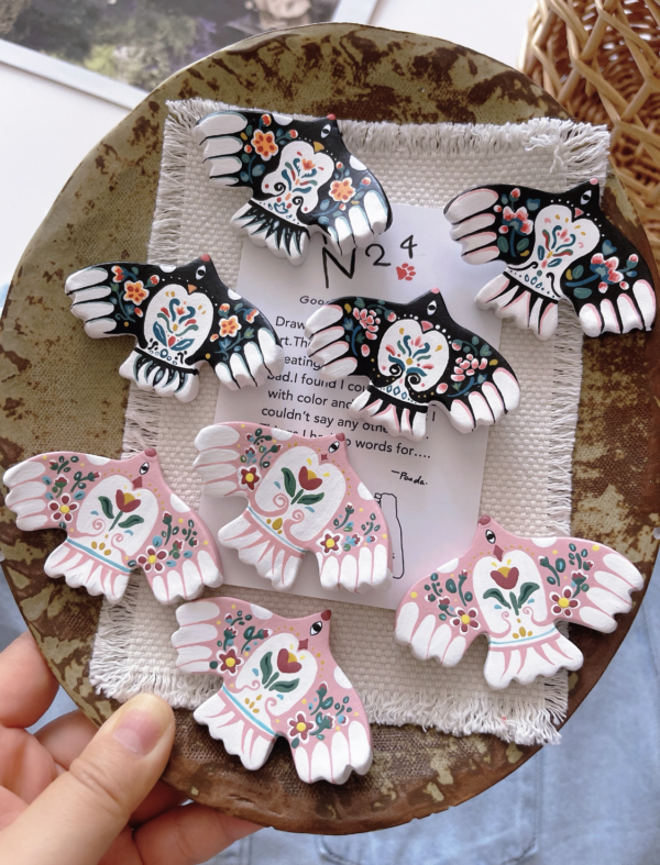 brooch